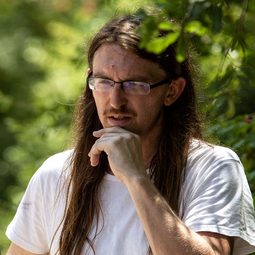 Connor Flynn - 流星射手演員 飾演Fan