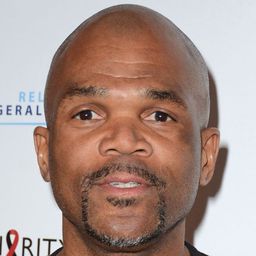 Darryl McDaniels 飾演 Self [RUN-DMC]