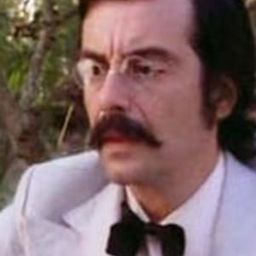 Alvaro Freire - 銷魂三人組演員 飾演Silvério