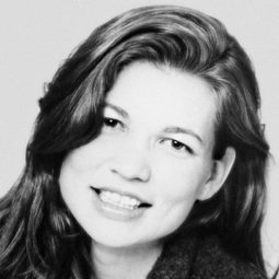 Audie England - Mortal Kombat: Final Battle演員 飾演Princess Kitana