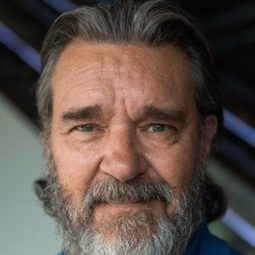 薛爾貝里屈斯特 - Disco Kung Fu演員 飾演Willy 'Fastfoot' Nilsson