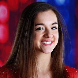 Maggie Nichols 飾演 Self - Gymnast