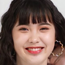 基拉娜皮皮提亞功 - 介乎榴槤與山竹的詩意演員 飾演Ping