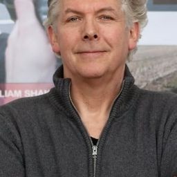 Marc van Warmerdam - Waiter演員 飾演Ober at nightrestaurant