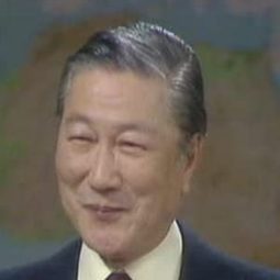 Robert Lee - 升降凶間演員 飾演Chinese Man