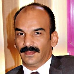 Yasser Al-Zankalouni 飾演 آلاجه