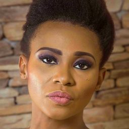 Nse Ikpe-Etim - 忽然有錢仔演員 飾演Ozzy