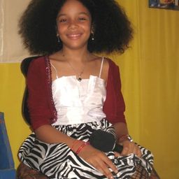 Chelsy García 飾演 Susanita