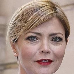 Vittoria Belvedere 飾演 Sonia