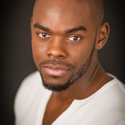 納爾西斯·馬姆 飾演 Bilal