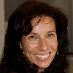 Barbara Kymlicka - 過年有禮不嫌多編劇