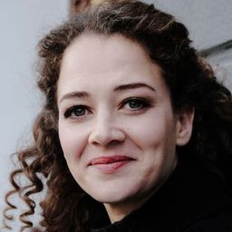 Oona-Devi Liebich 飾演 Malen