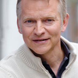 Joachim R. Iffland - 白玫瑰演員 飾演Willi Bollinger