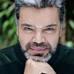 路易斯·愛德華多·阿蘭戈 飾演 Álvarez