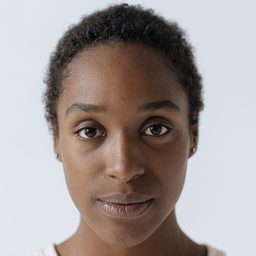 Stefani Elizaveta Burmakova - First Snow演員 飾演