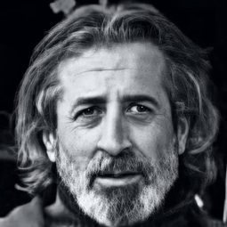 哈桑·法哈特 - Out of Life演員 飾演