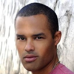 Jason Olive - Punks演員 飾演Lucas