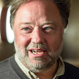 Nikolaj Scherfig 飾演 Himself (The new film consultant)