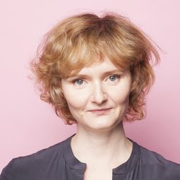 凱莉·梅茲格 - 芭比呈獻花仙子演員 飾演Makena (voice)