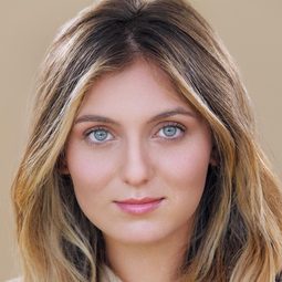 艾瑪·伯曼 飾演 Giulia Marcovaldo (voice)