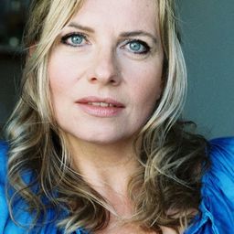 Susanne Michel 飾演 Frau Kritzer