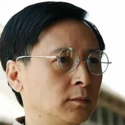 雷漢 飾演 Xiao Si