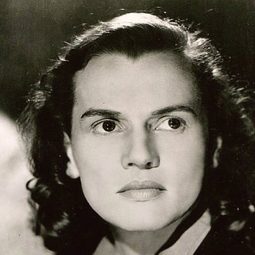 Harriet Medin - 鞭子與肉體演員 飾演Giorgia