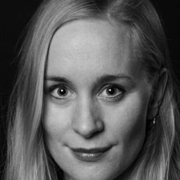 Kamilla Grønli Hartvig 飾演 