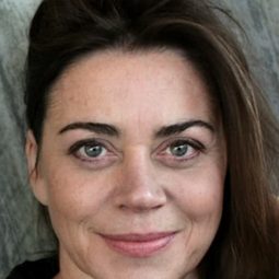 Charlotte Bøving - Of Horses and Men演員 飾演Solveig