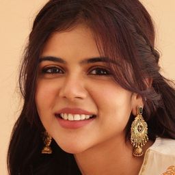 卡爾婭妮·普亞達珊 飾演 Nikhitha / Nikki