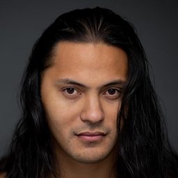 Hualālai Chung 飾演 Animal Control Worker #1