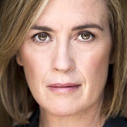 Hera Dunleavy - Bloodlines演員 飾演Pharmacist