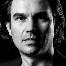 Aaron J. March - 鬼哭狼嚎演員 飾演Pool Party People