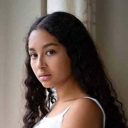 薩米拉·布勞耶 飾演 Marlene