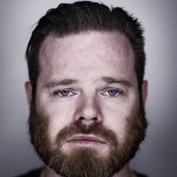 Paul Snodgrass - Runs in the Family演員 飾演Anthony