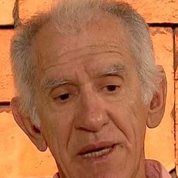 魯伊·雷森德 - 父親的椅子演員 飾演Homem Grande