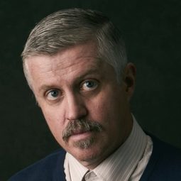 Daniel Wyllie - 愛上高卡車演員 飾演Barry