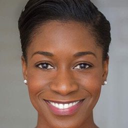 Adetinpo Thomas - 決戰 38 度線演員 飾演Clara Carroll