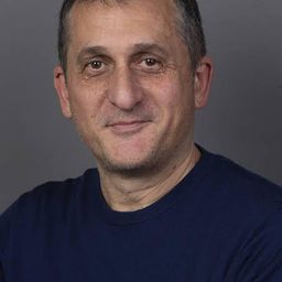 Jean Regnaud - 閃閃小超人編劇