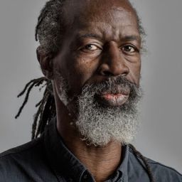 Mamadou Ba - 大難婚頭演員 飾演Miłosz's Father