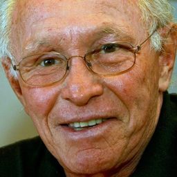 Jacques Revaux 飾演 Self