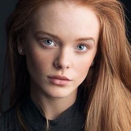 阿比蓋爾·柯文 飾演 Self