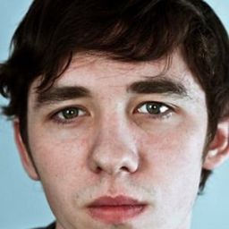 Konstantin Poyarkin 飾演 Nikolay