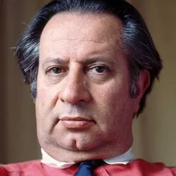 丁度·巴拉斯 飾演 