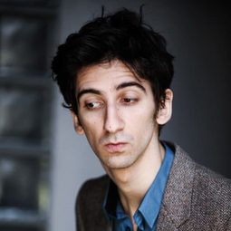 Manuel Lambinet - 4：48 愛情異常演員 飾演Pierre