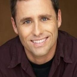 Kyle Riefsnyder - 天龍特攻隊演員 飾演Agent Kyle