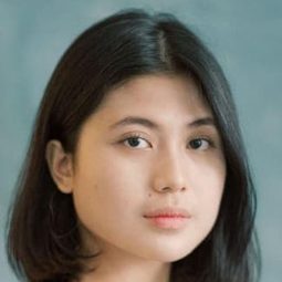 Delia Husein 飾演 Marlyna