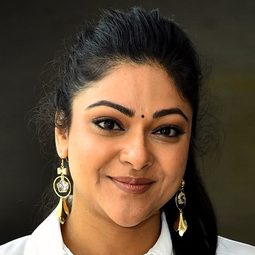 阿部希拉米 飾演 Swetha