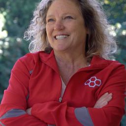 Nancy Schultz 飾演 Self