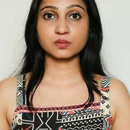 Hima Singh 飾演 Rupa